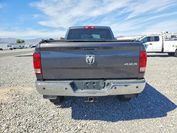 2018 RAM 2500 ST CREW CAB 4X4