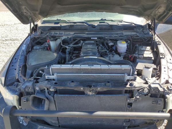 2018 RAM 2500 ST CREW CAB 4X4