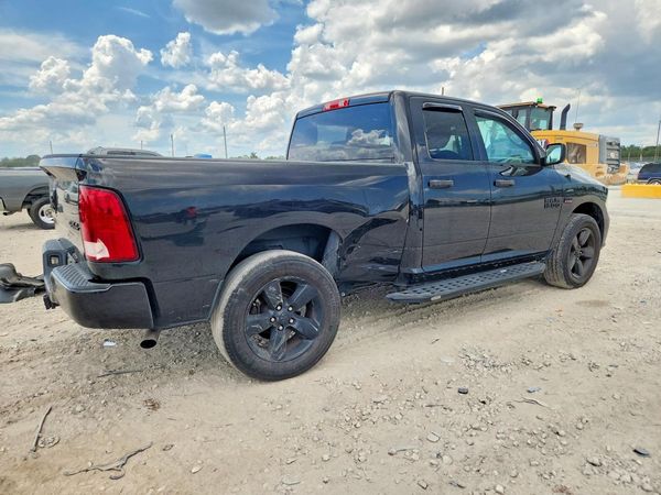 2018 RAM 1500 ST QUAD CAB 4X4