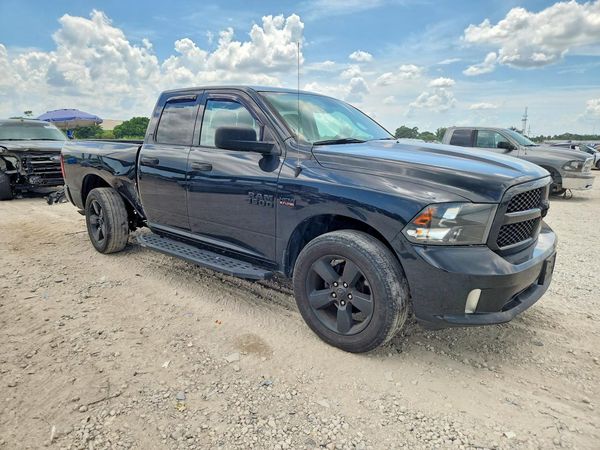 2018 RAM 1500 ST QUAD CAB 4X4