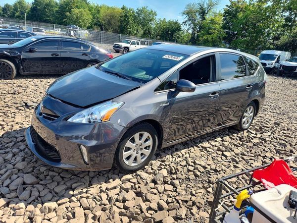 2012 TOYOTA PRIUS — DSFA — Front 3/4