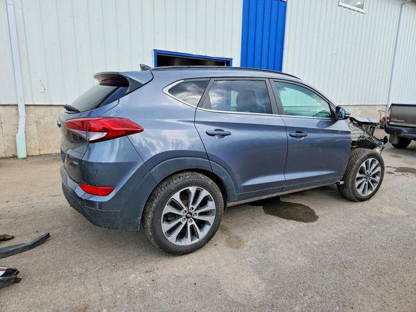 2016 HYUNDAI TUCSON
