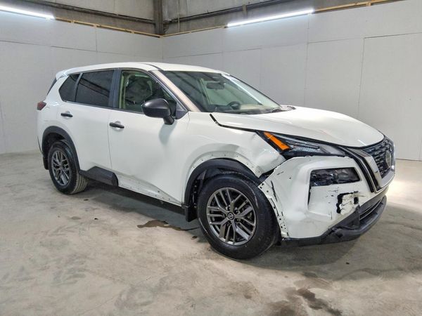 2021 NISSAN ROGUE S — Passenger 3/4