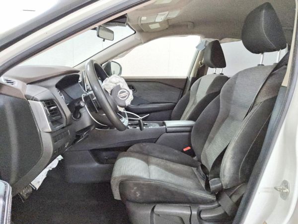 2021 NISSAN ROGUE S — DENT