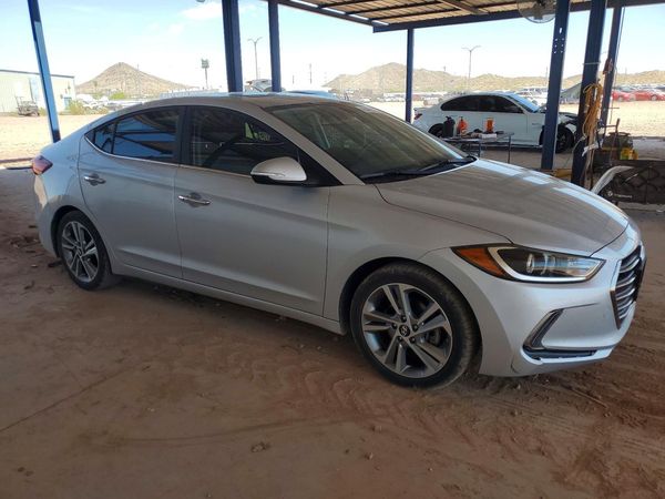 2017 HYUNDAI ELANTRA