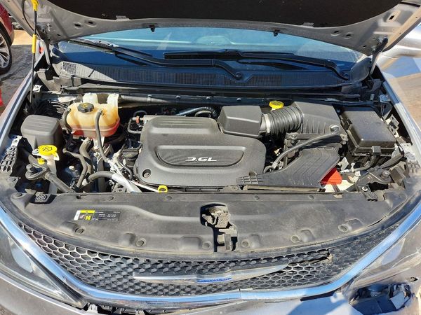 2018 CHRYSLER PACIFICA