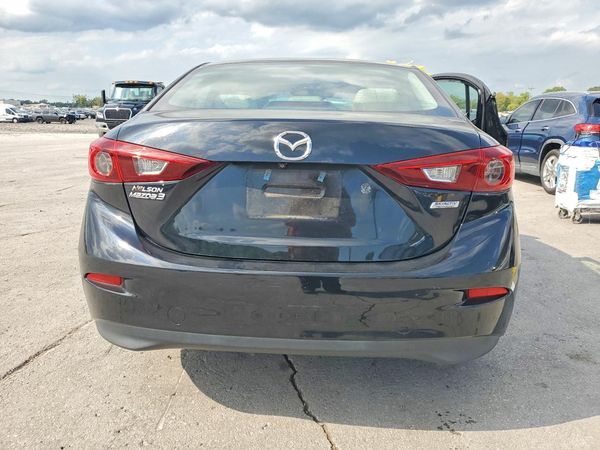 2016 MAZDA 3 Sport/GX