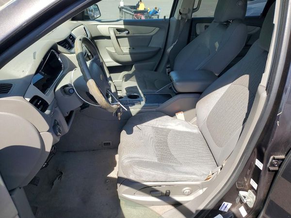 2015 CHEVROLET TRAVERSE LS