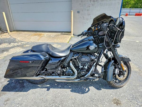 2023 HARLEY-DAVIDSON FLHXS