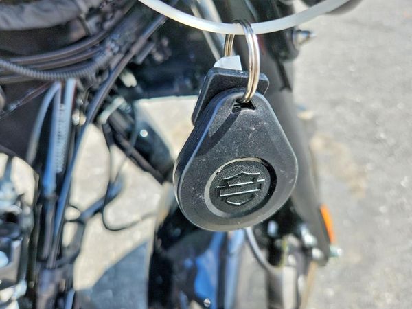 2023 HARLEY-DAVIDSON FLHXS
