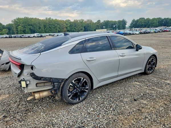 2021 KIA K5