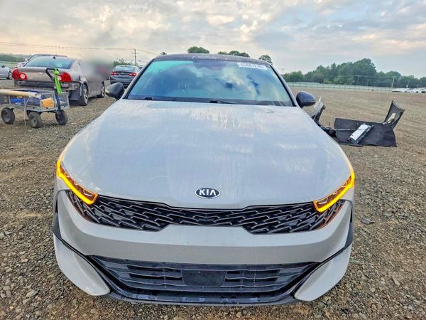 2021 KIA K5