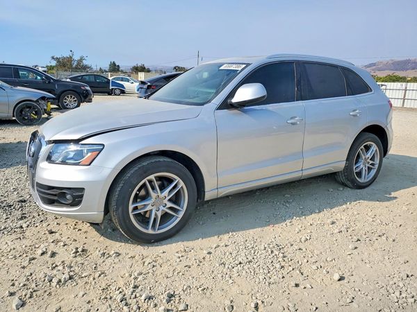 2012 AUDI Q5 Premium Plus