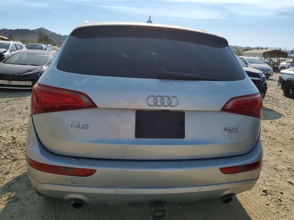 2012 AUDI Q5 Premium Plus