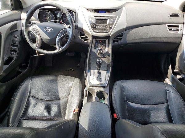 2013 HYUNDAI ELANTRA