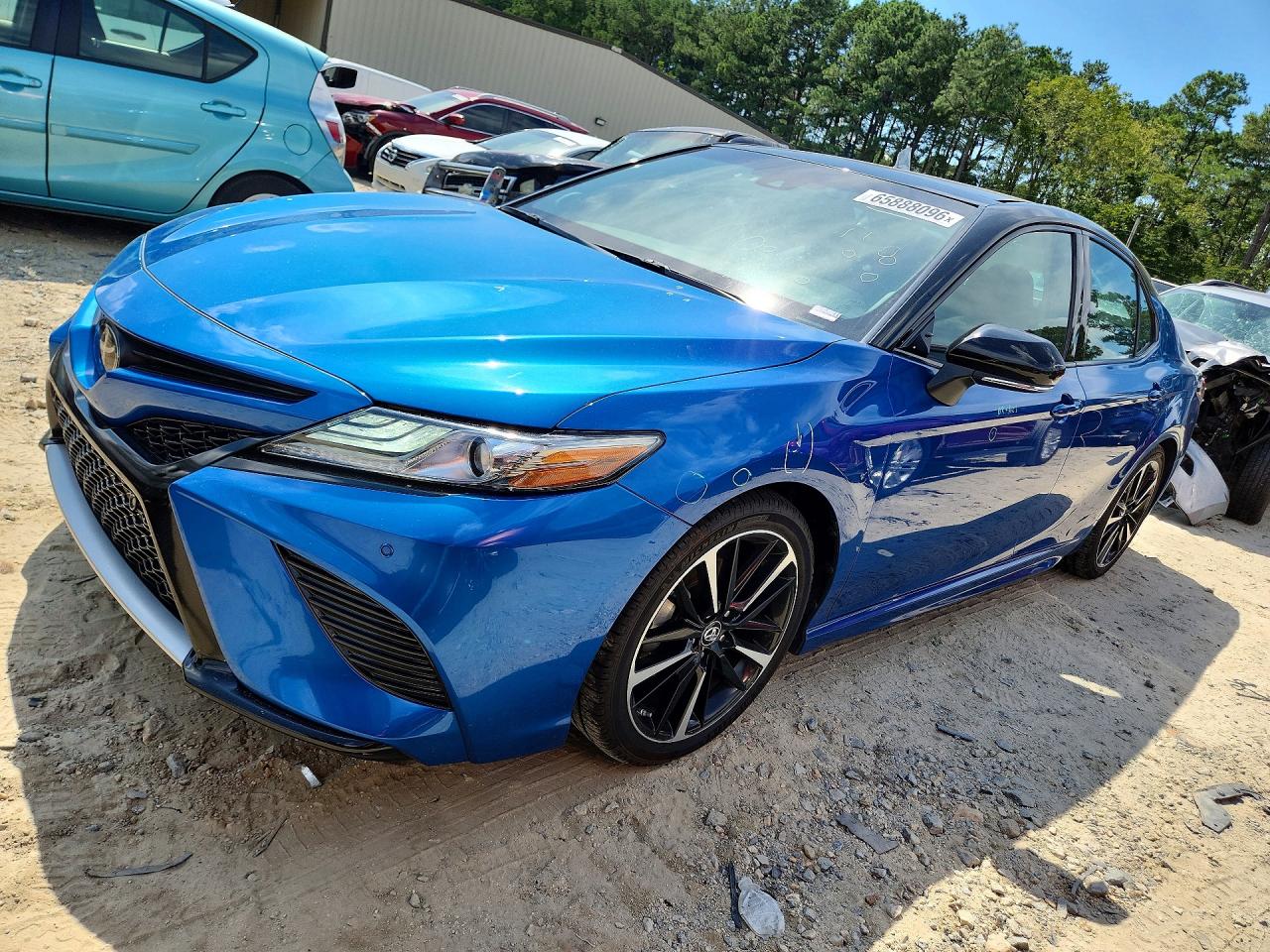 2018 TOYOTA CAMRY XSE — Front 3/4