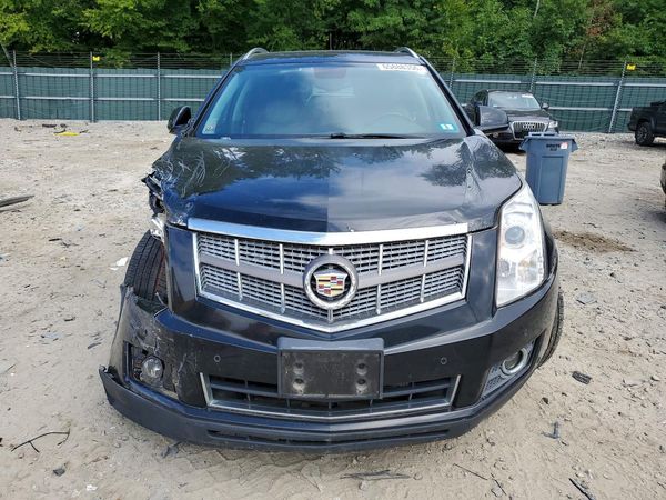 2012 CADILLAC SRX Luxury