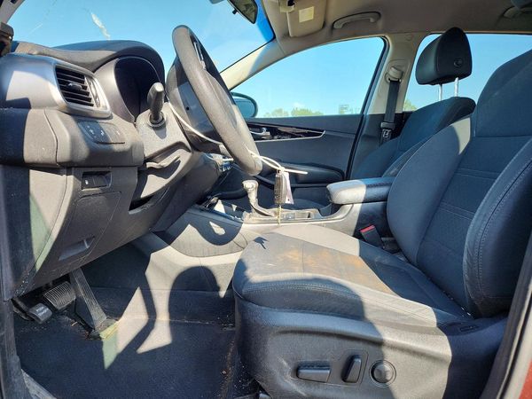 2019 KIA SORENTO L, LX, S