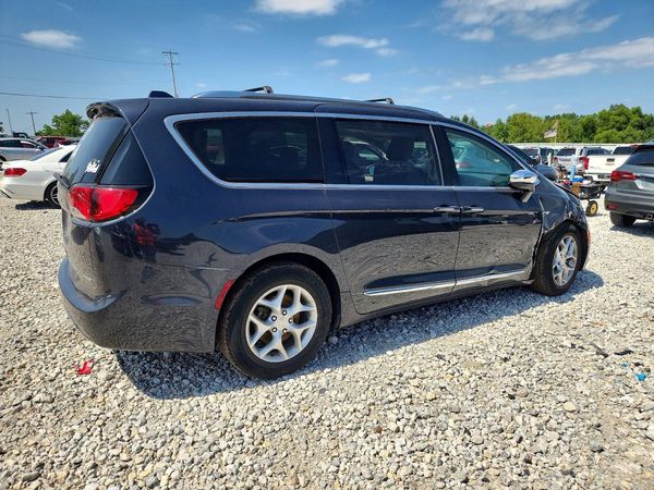 2020 CHRYSLER PACIFICA
