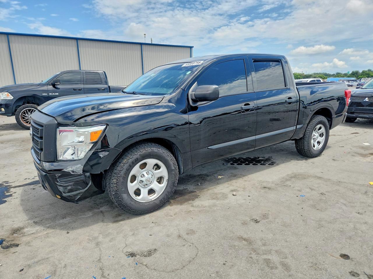 2022 NISSAN TITAN