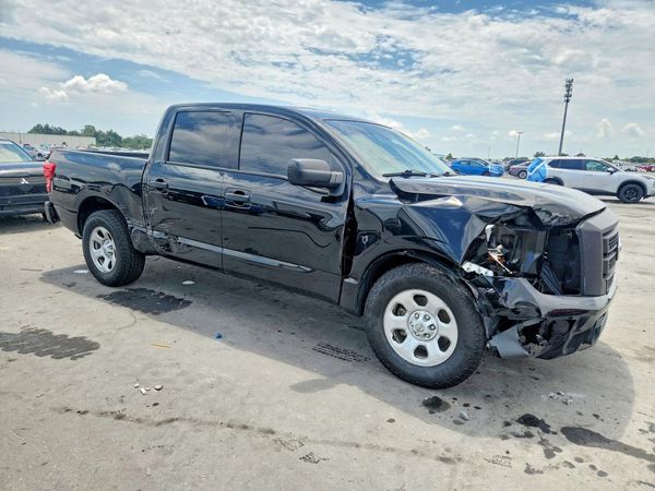 2022 NISSAN TITAN