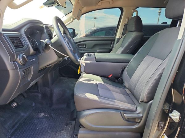 2022 NISSAN TITAN