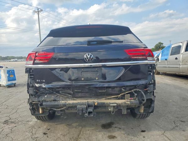 2022 VOLKSWAGEN ATLAS CROSS SPORT SE w/ Tech