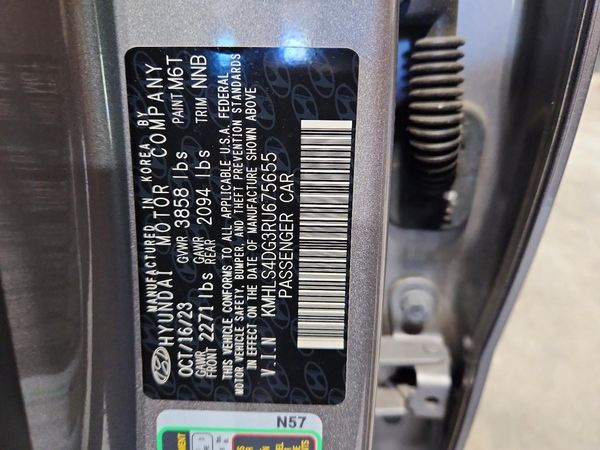 2024 HYUNDAI ELANTRA SEL w/ Convenience Pkg