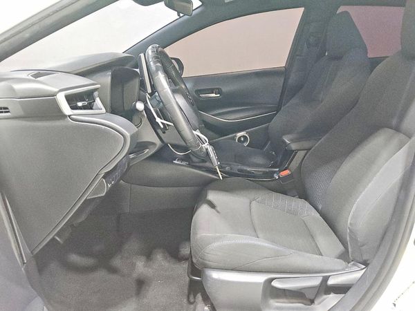 2020 TOYOTA COROLLA SE, CVT