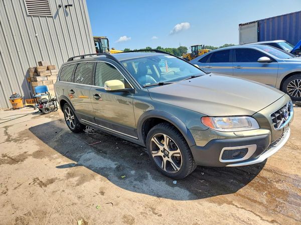 2012 VOLVO XC70