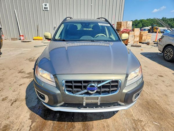 2012 VOLVO XC70