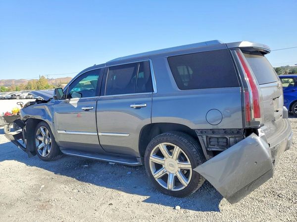 2019 CADILLAC ESCALADE Luxury