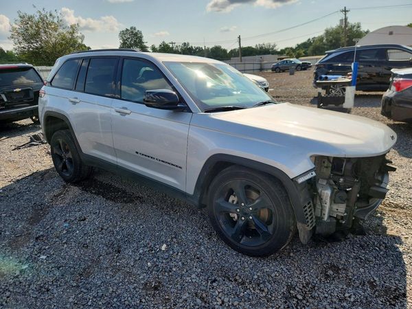 2024 JEEP GRAND CHEROKEE