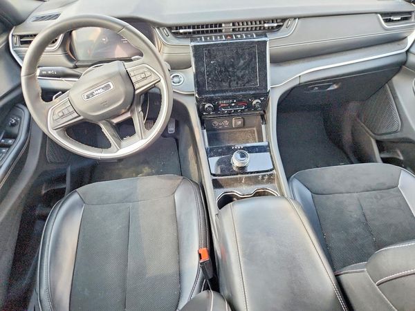 2024 JEEP GRAND CHEROKEE