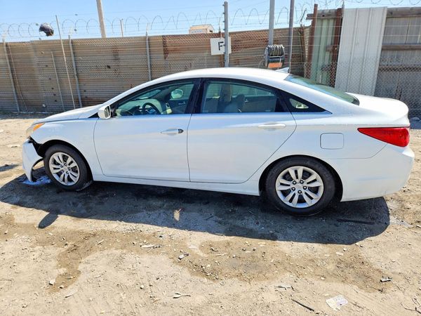2012 HYUNDAI SONATA