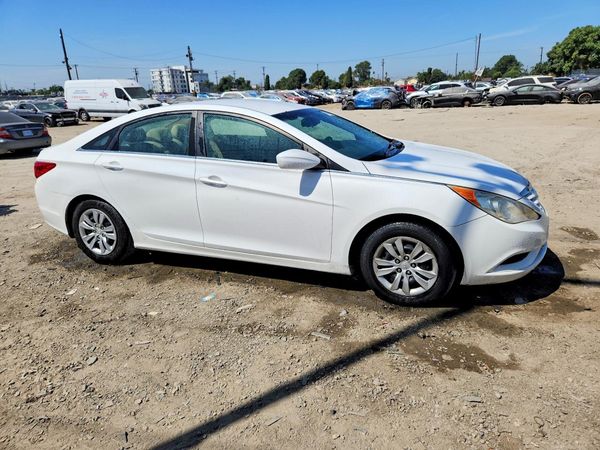 2012 HYUNDAI SONATA