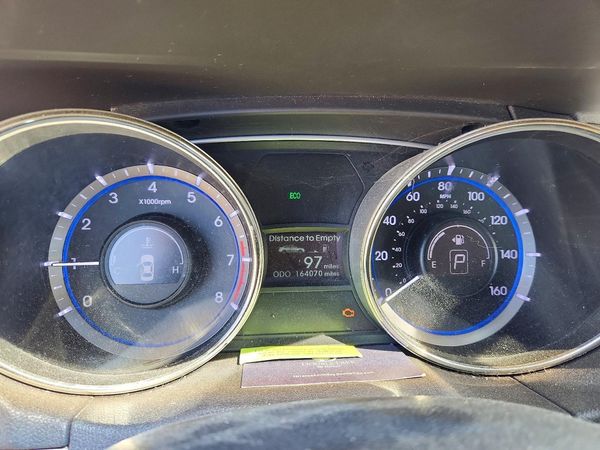2012 HYUNDAI SONATA