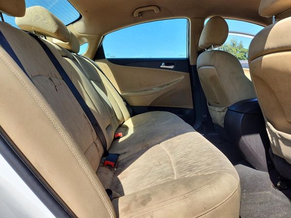 2012 HYUNDAI SONATA