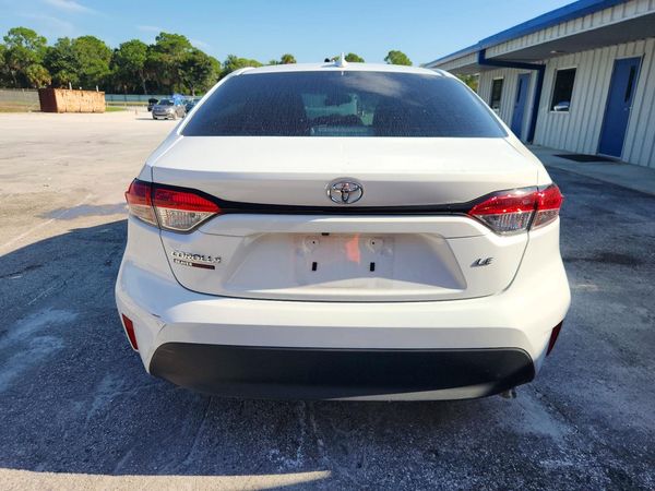 2026 TOYOTA COROLLA LE