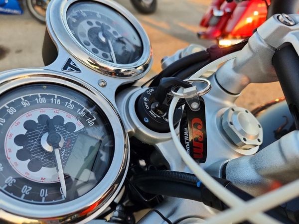 2024 TRIUMPH MOTORCYCLE SPEED TWIN