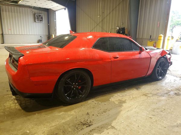 2016 DODGE CHALLENGER