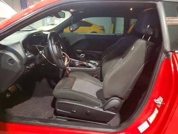 2016 DODGE CHALLENGER