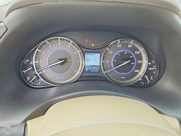 2015 INFINITI QX80