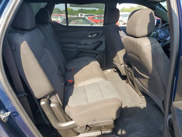 2023 CHEVROLET TRAVERSE LT