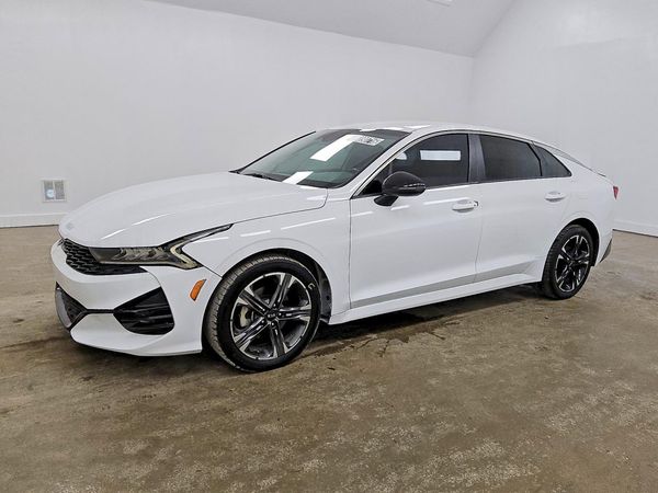 2022 KIA K5