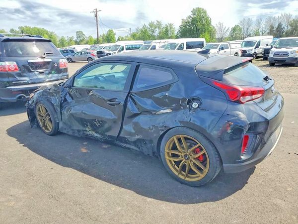 2016 HYUNDAI VELOSTER