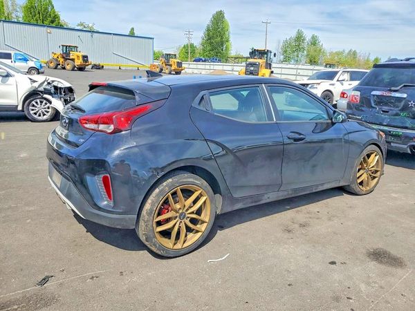 2016 HYUNDAI VELOSTER