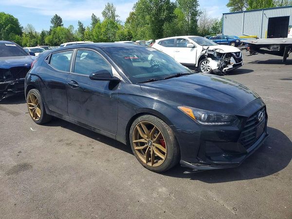 2016 HYUNDAI VELOSTER