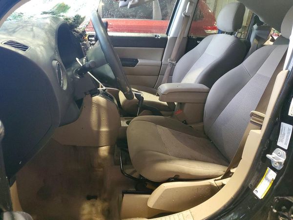 2015 JEEP COMPASS Sport — DENT