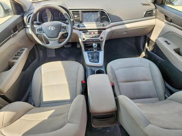 2017 HYUNDAI ELANTRA